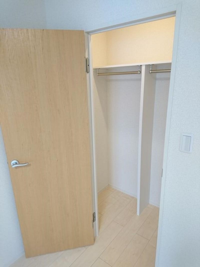 クレイノクーラ　ルガル 収納
