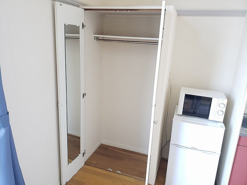 レオパレスジュネス杉戸 収納