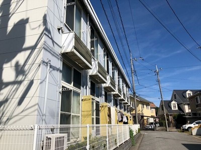 レオパレスゆりのき バルコニー