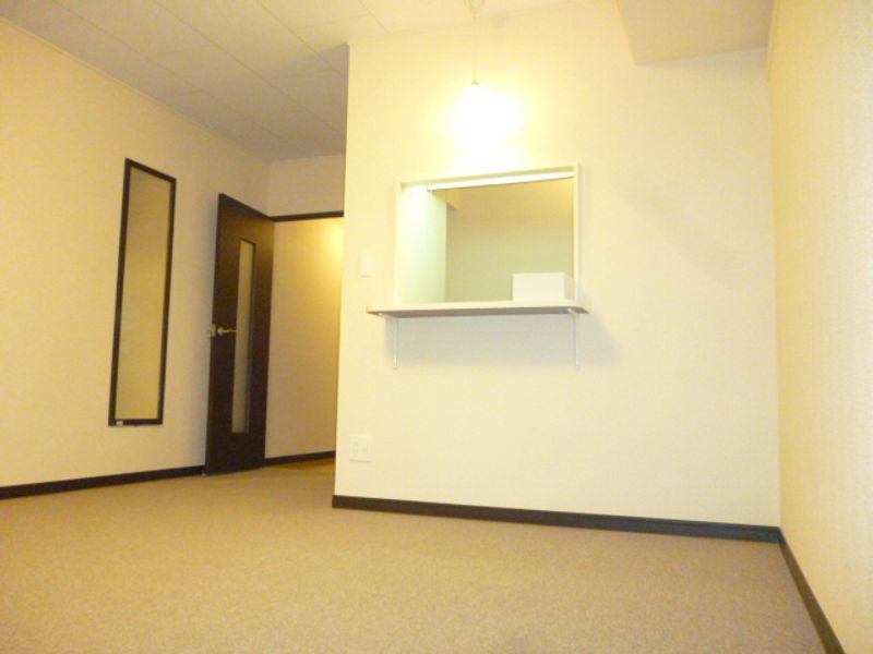 レオネクストタウンコート　中央 居間