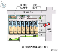 32952 Monthly parking lot