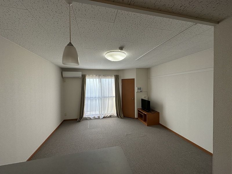 レオパレスヴェルディ 寝室