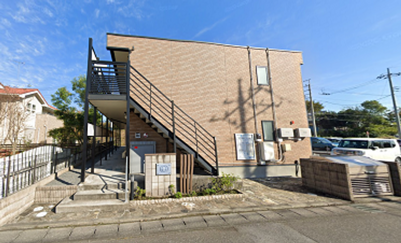 LEONEXT Green Leaf View