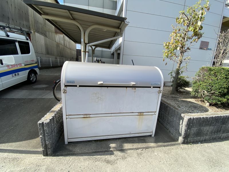 レオパレスカトレア 共用部分