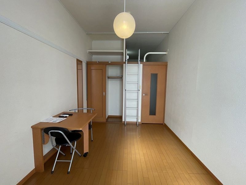 居間