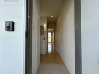 レオパレスヤチヨ 玄関