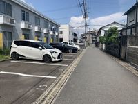 レオパレス初月 駐車場