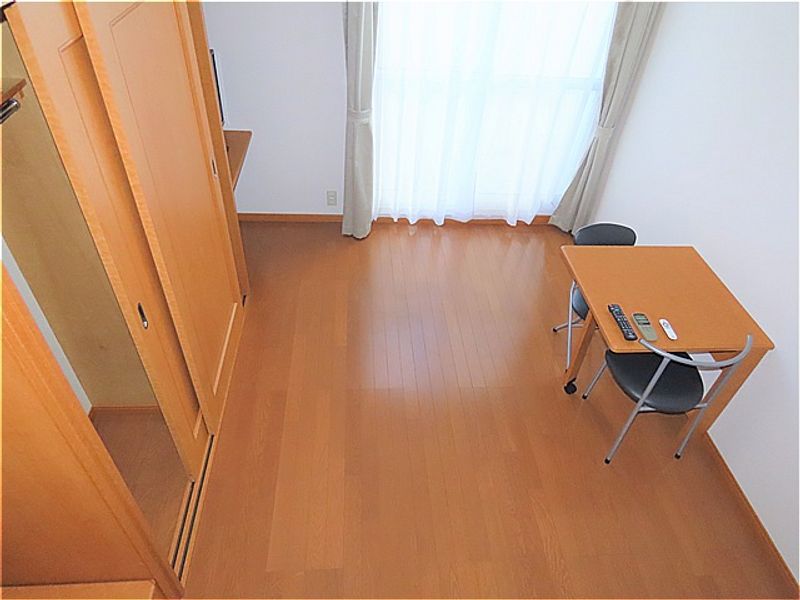 レオパレスヴィラージュ彩 居間
