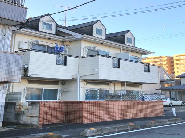 レオパレス吉川第７ 外観