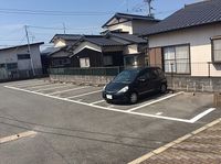 レオパレスガーデン光 駐車場