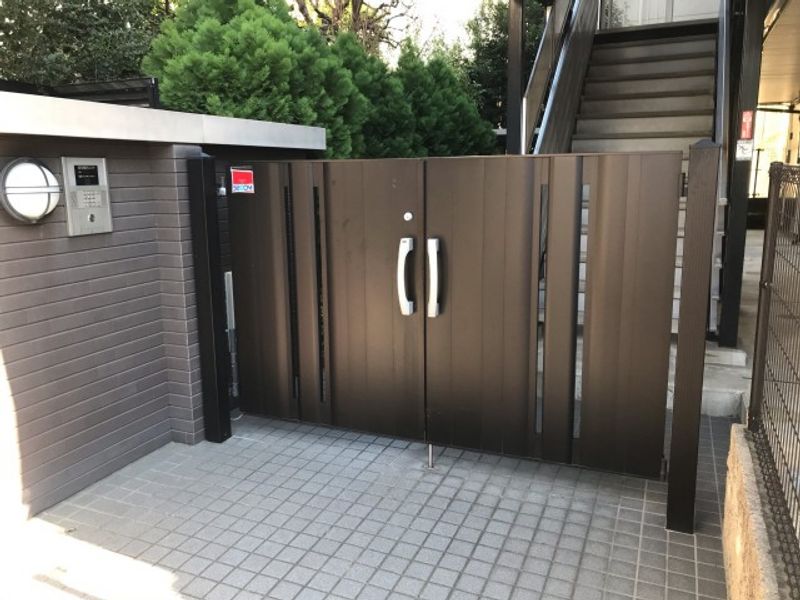 レオパレス宮坂 エントランス
