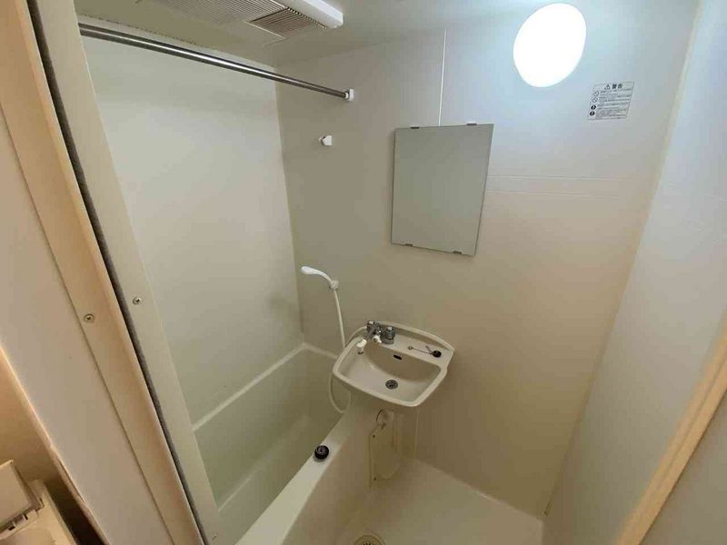 leopalace Hareruya Bathroom