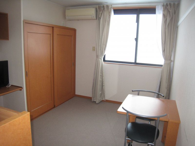 レオパレスＺＡＯ 居間