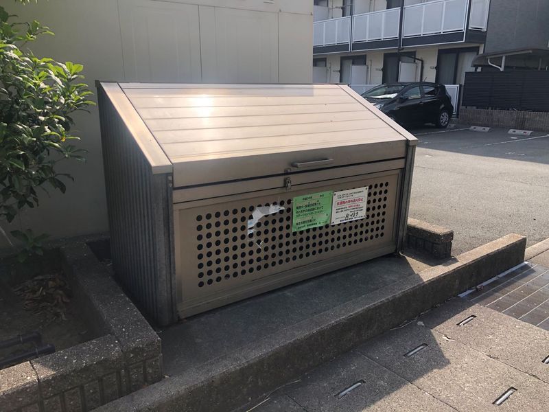 レオパレストトロ 共用部分