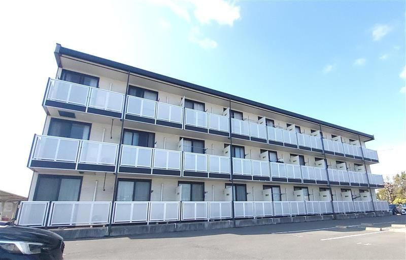 レオパレスさくらⅡ 駐車場