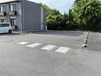レオパレスまほろば陶１ 駐車場