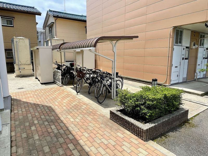 レオパレスツインスターコートⅡ 共用部分