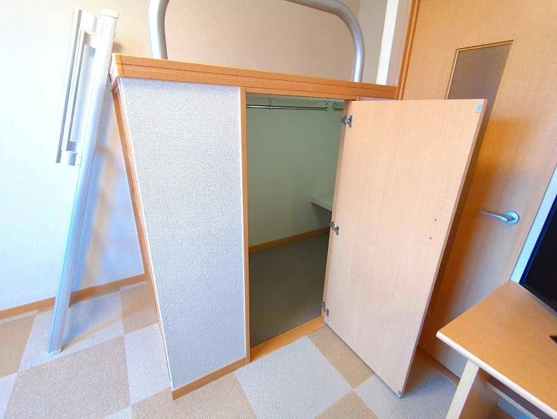 レオパレスＳｅｎｓｕｉⅢ 収納