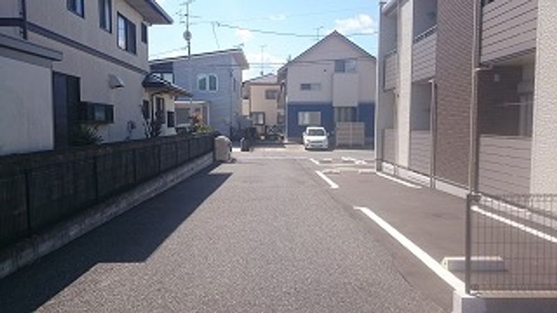 クレイノベッラノンナ 駐車場