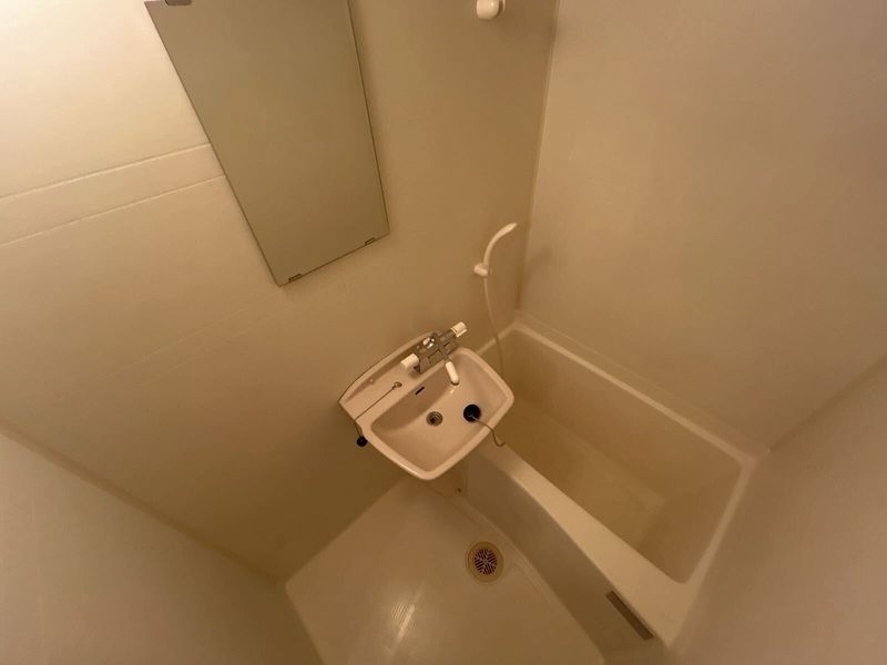 レオパレスアイリス 風呂