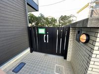 レオパレスブランシェ エントランス