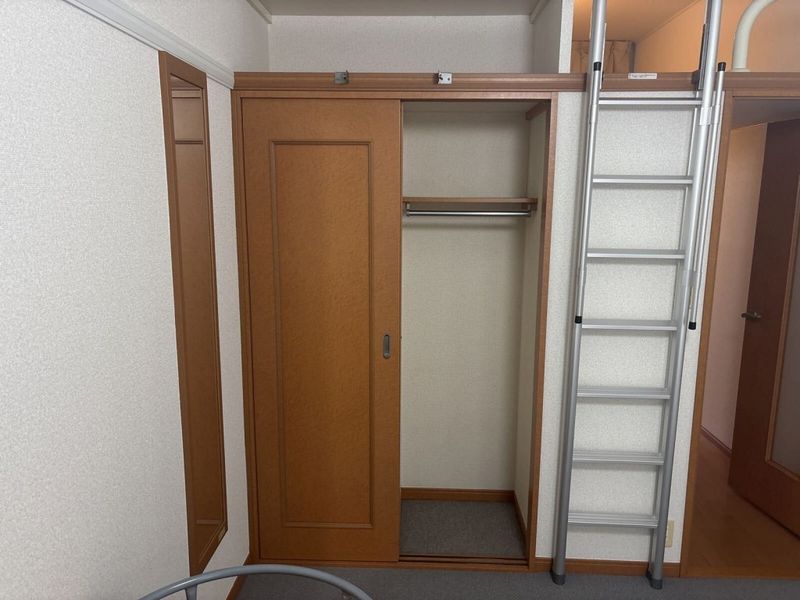 レオパレスアミー 収納