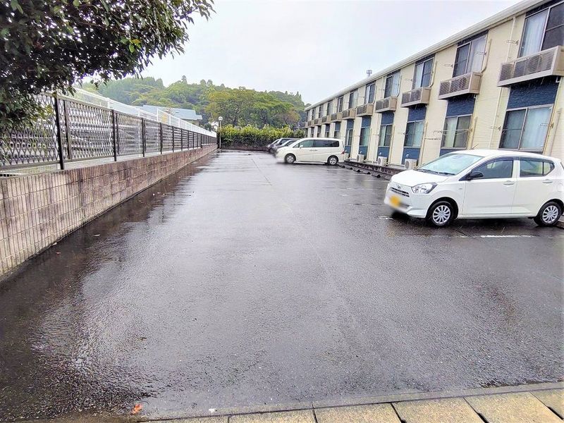 レオネクスト今江さくら　Ⅷ 駐車場
