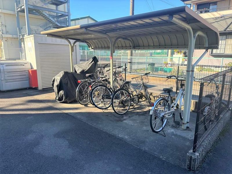 レオパレスシュンパテース 共用部分