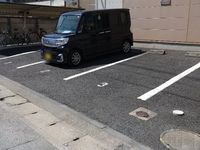 レオパレスリン 駐車場