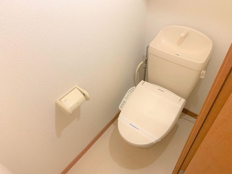 レオパレス烏森 トイレ