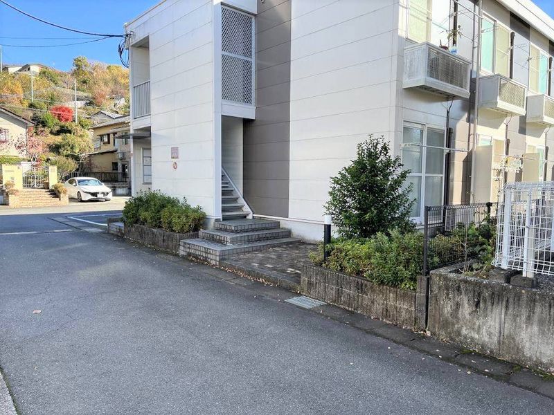 レオパレスシャトー エントランス