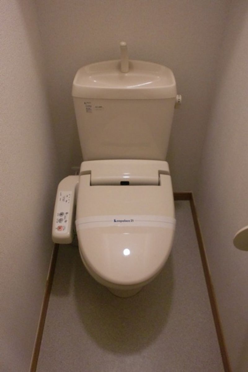 レオパレスＣＩＥＬ トイレ