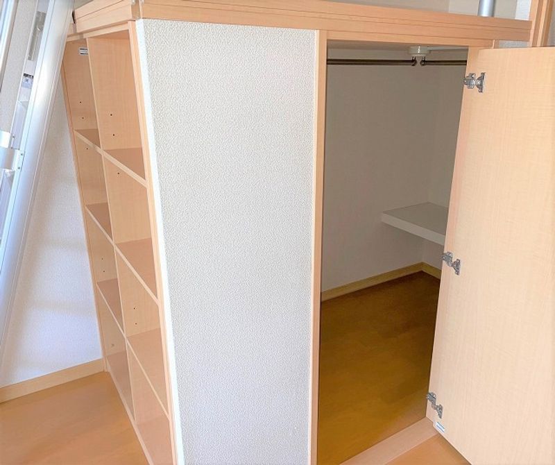 レオパレスチェリーハウス 収納