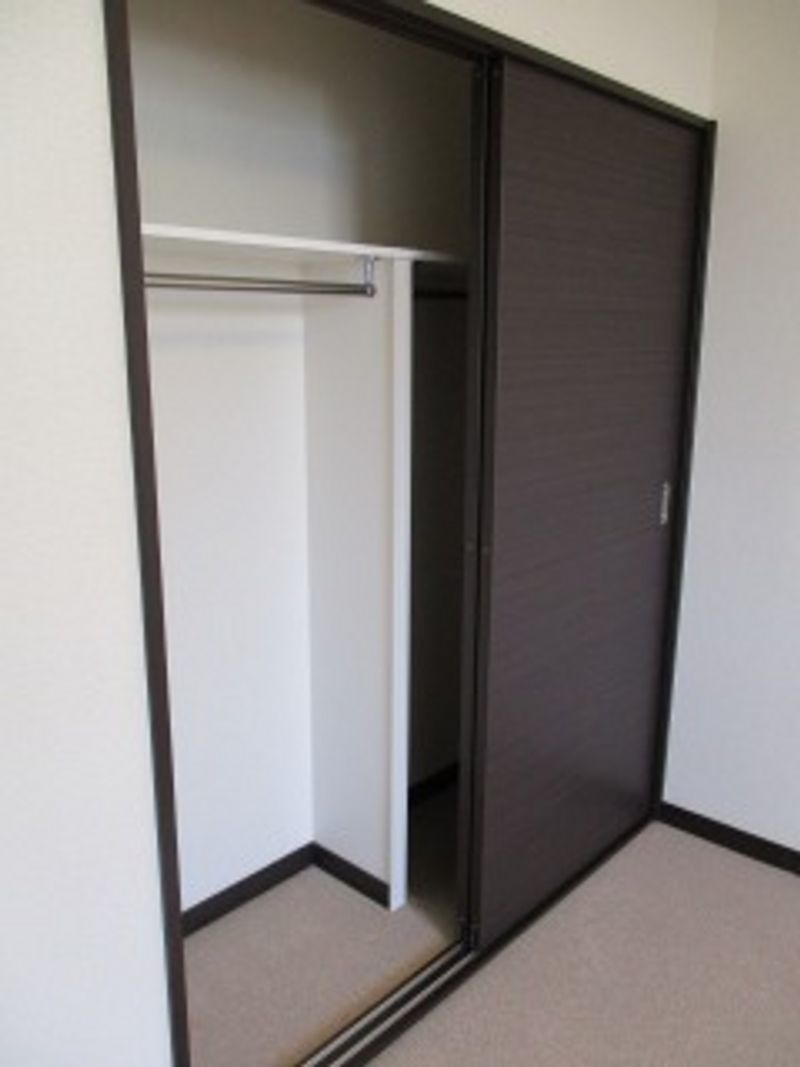レオネクスト楓 収納