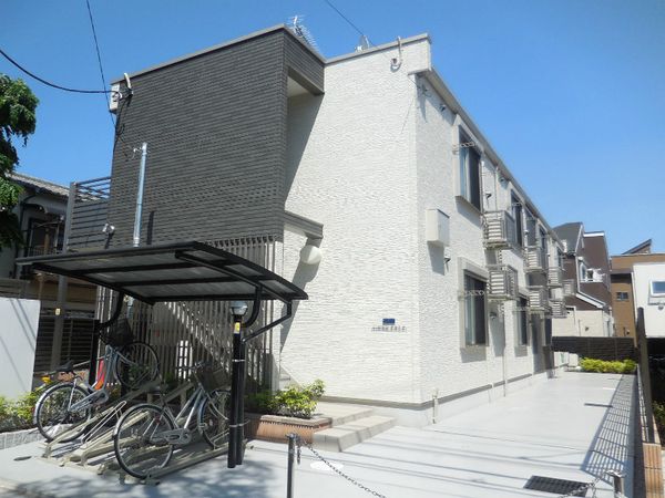 CLEINO Gracia exterior