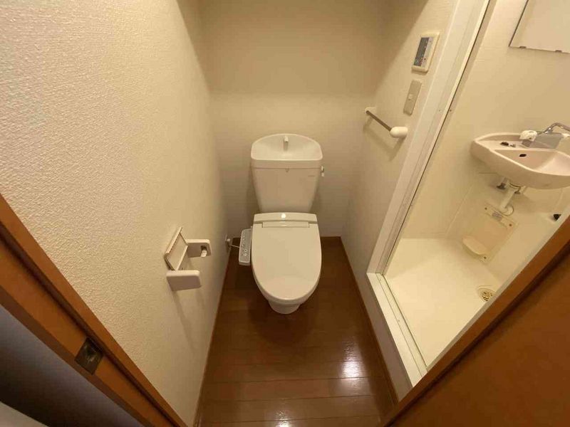 レオパレスエストロワール トイレ