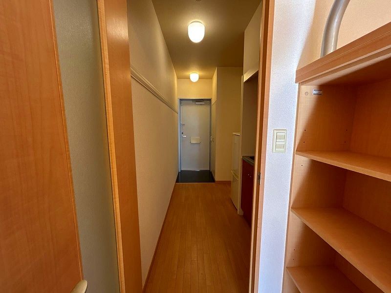 レオパレスソレーユⅢ 玄関