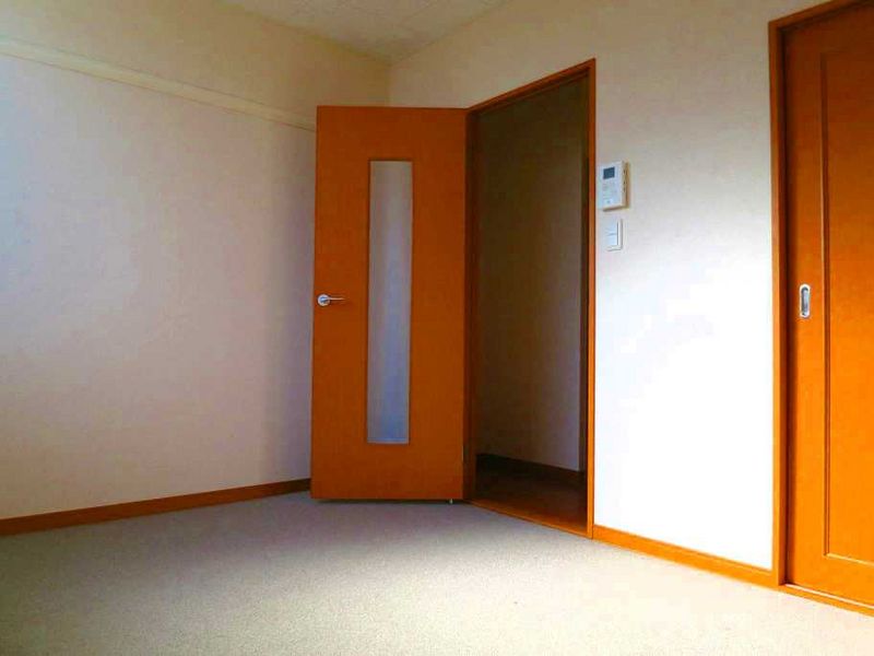 レオパレス上用賀三丁目 居間