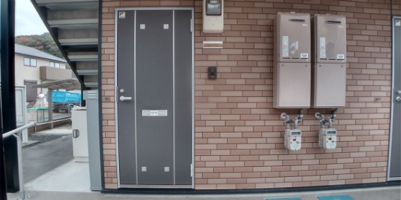 レオネクスト潤 玄関