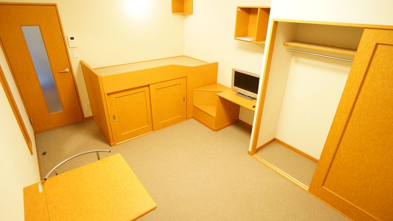 レオパレスむとべ 居間