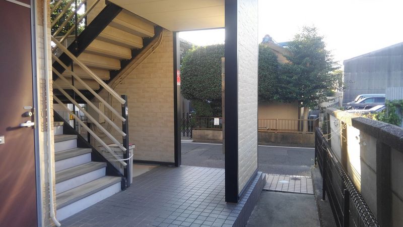 レオパレス春日 共用部分