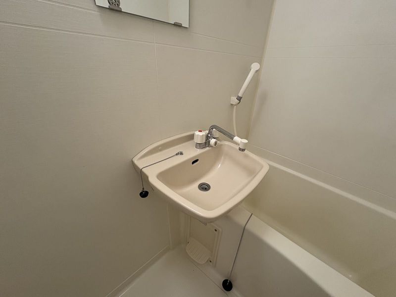 レオパレスプロヴァンス 洗面台