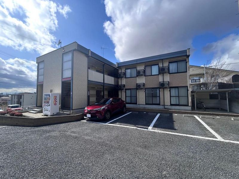 レオパレスジュネスピューパ　Ⅱ 外観