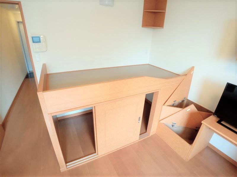 レオパレスシルカーヤ 居間