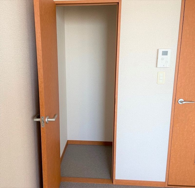 レオパレスアムールⅡ 収納
