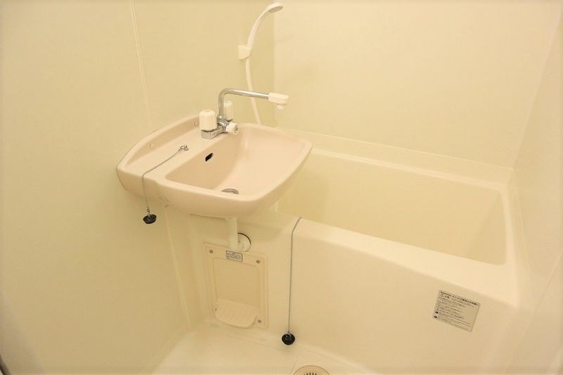 レオパレスモンターニュ 風呂