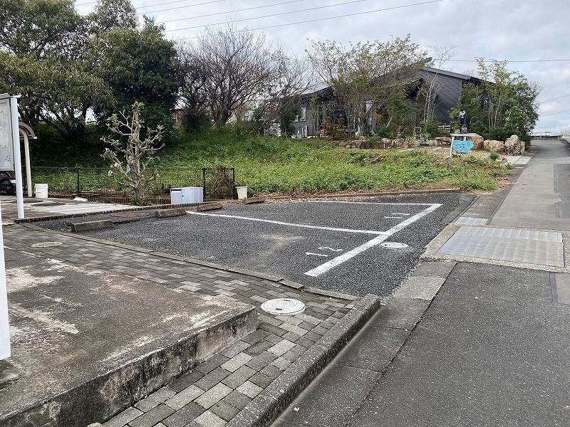 レオパレス延久Ⅳ 駐車場