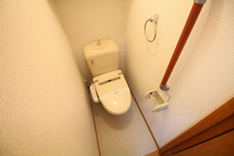 レオパレスサンライト トイレ