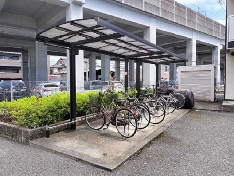 レオパレスシャルム花園 共用部分