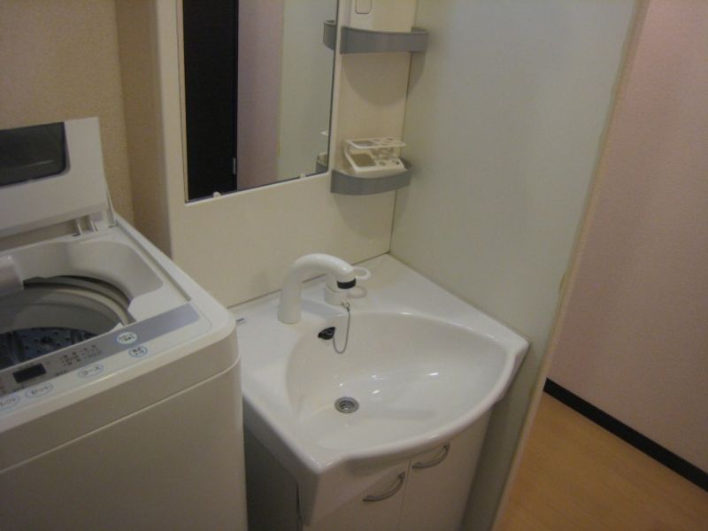 レオネクスト温泉町 洗面台